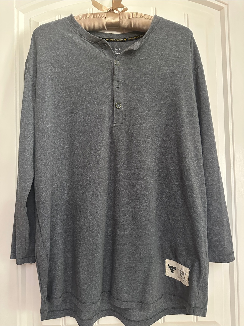 Under Armour Men's Long-Sleeve Henley in Heather Gray large
